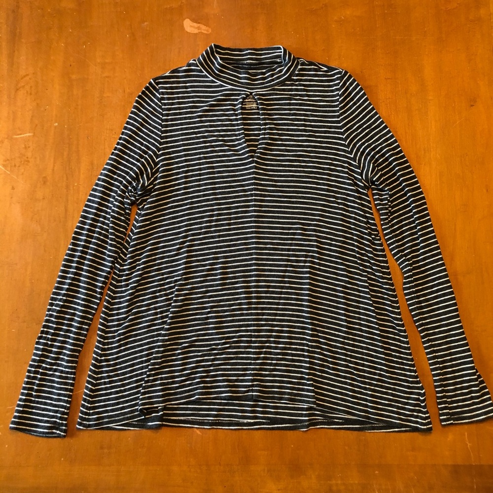 American Eagle Ribbed Striped Shirt